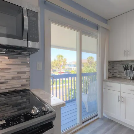 Oceanview 4 Balconies! Opulent Blue #6 Sleeps 8 Villa
